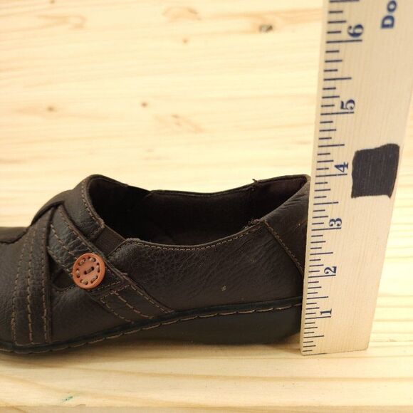 Clarks Womens Loafers Sz 8 Brown Leather Button Western CottageCore Bootie Y2K - Picture 9 of 9